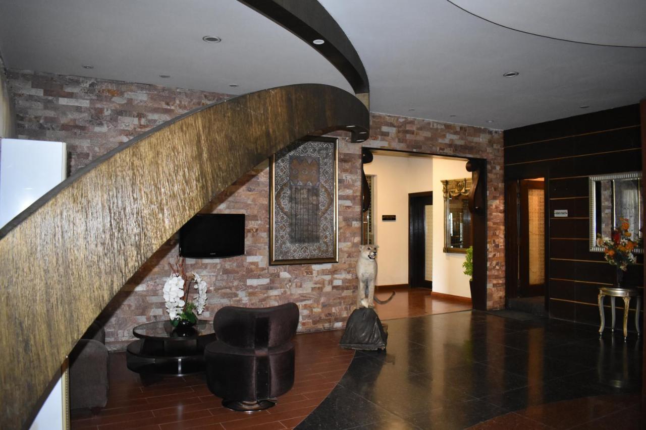 Safari Club 1 Hotell Rawalpindi Eksteriør bilde