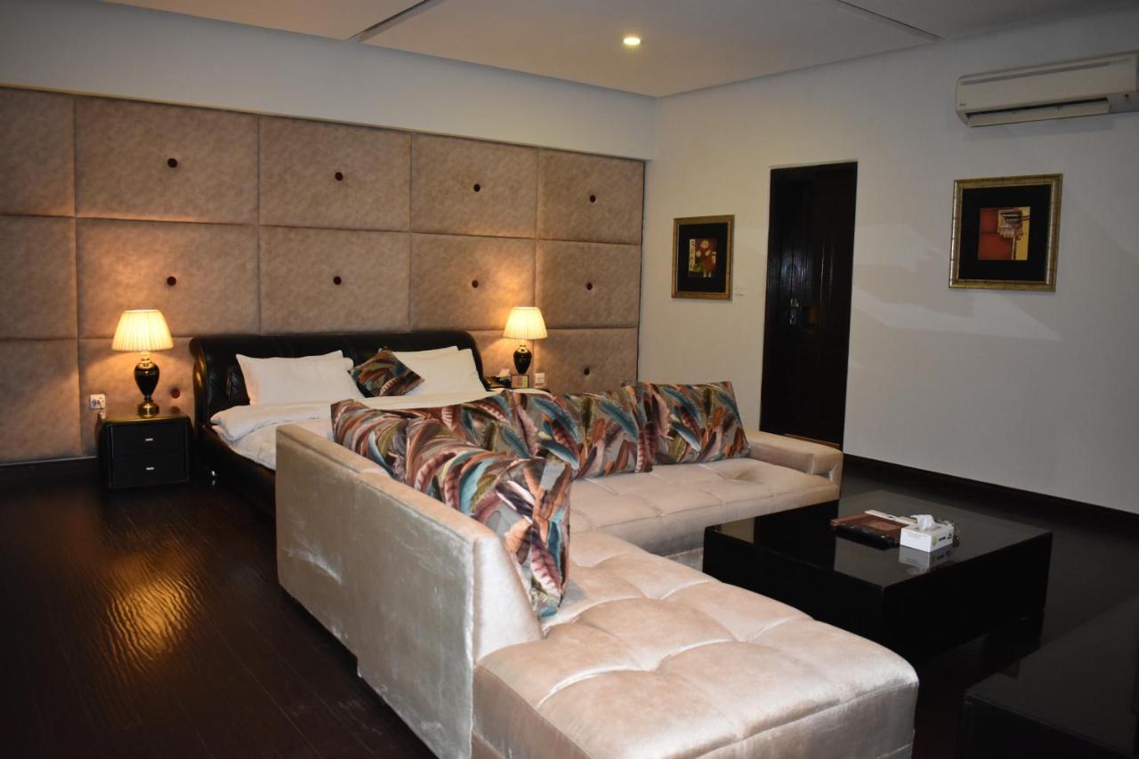 Safari Club 1 Hotell Rawalpindi Eksteriør bilde