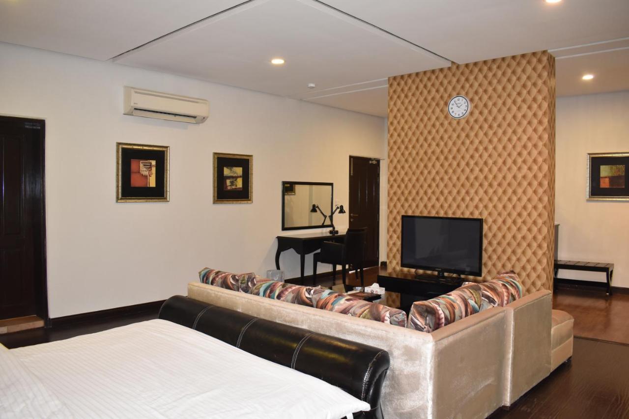 Safari Club 1 Hotell Rawalpindi Eksteriør bilde
