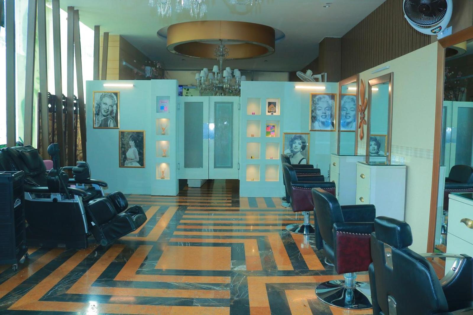 Safari Club 1 Hotell Rawalpindi Eksteriør bilde