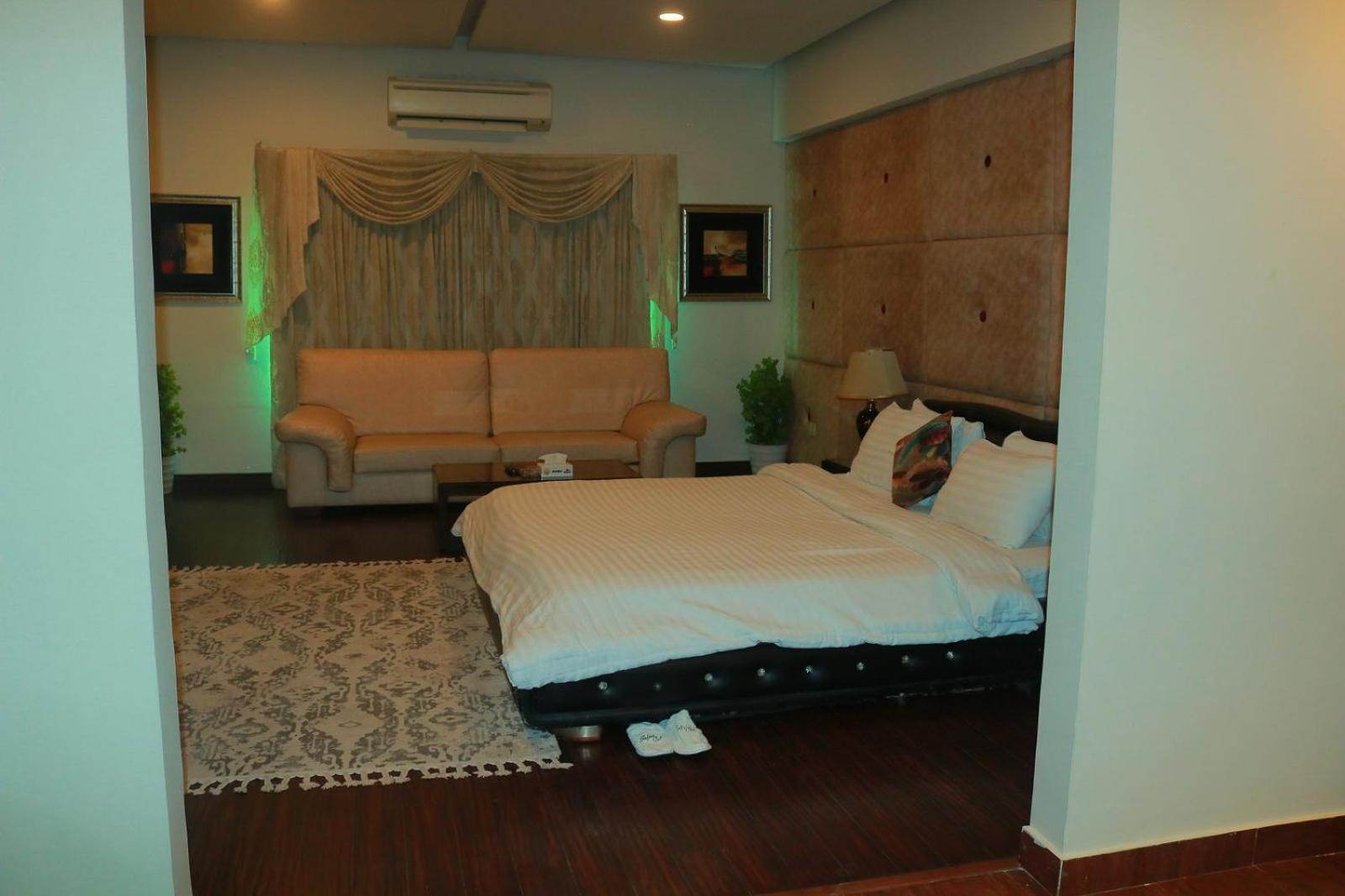 Safari Club 1 Hotell Rawalpindi Eksteriør bilde